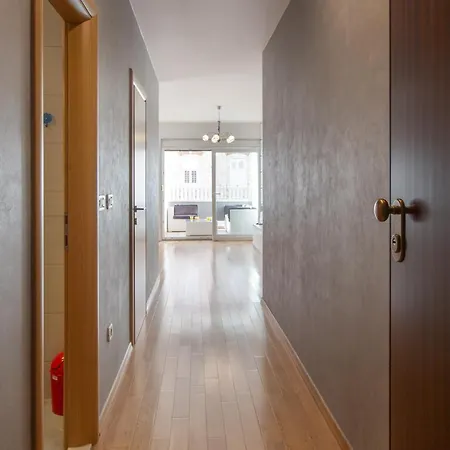 Apartment City Strand 마카르스카
