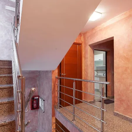 Lägenhet Apartment City Strand Makarska