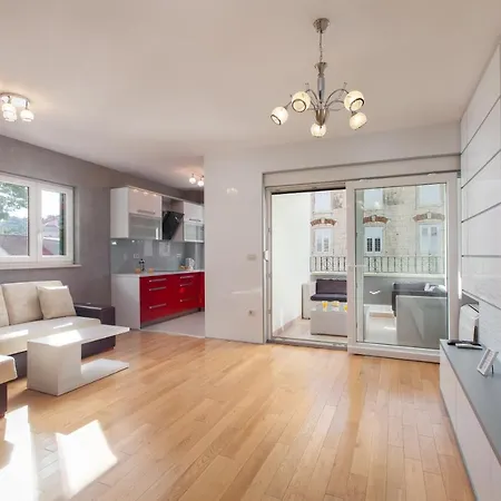 Apartment City Strand Makarska