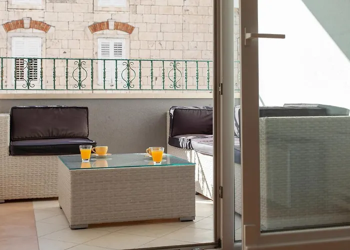 Apartment City Strand Apartment Makarska